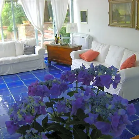 Giacaranda Bed & Breakfast